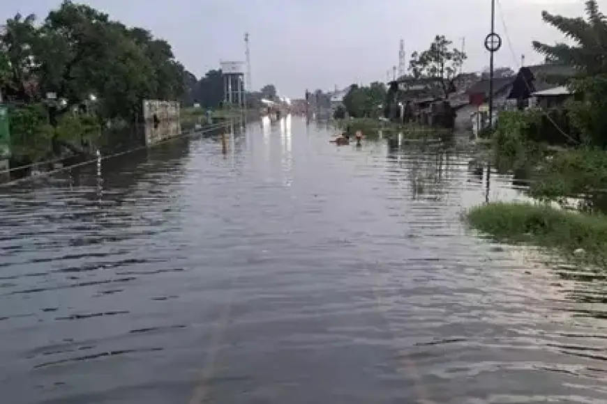 Jalur Pantura Terendam Banjir, Kedatangan Kereta Api di Surabaya dan Malang Terlambat 5 Jam