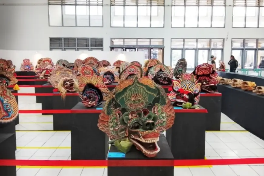 Melihat Evolusi Topeng Barongan Dari Masa ke Masa