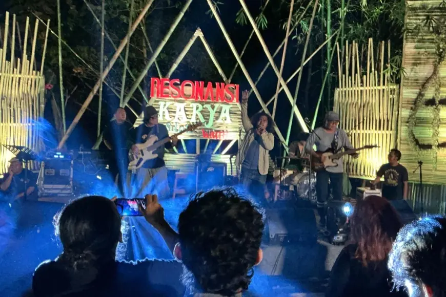 Resonansi #1, Ketika Musisi Akar Rumput dan Eks Slank 'Bergema' di Rimbun Bambu Kediri