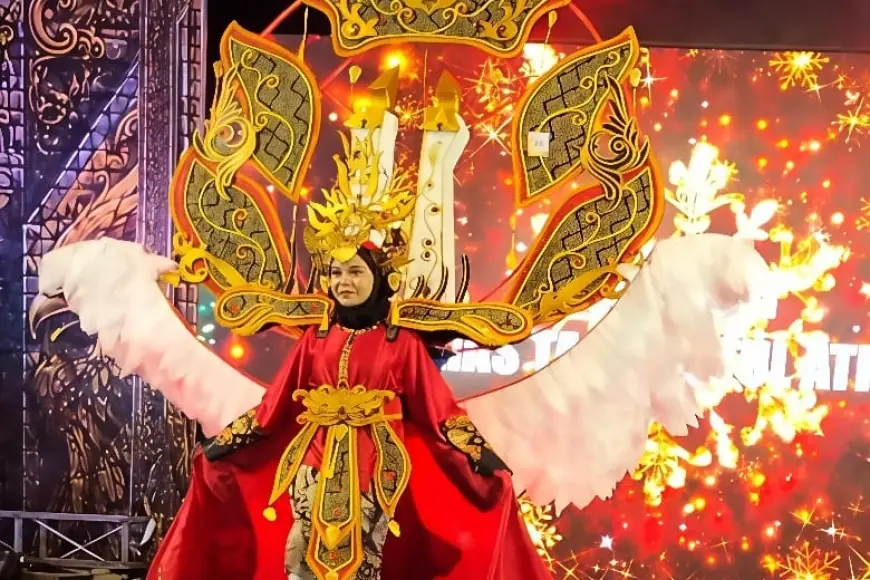 Pesona Nusantara Heritage, Tambelangan Fashion Carnival ke&6 Memukau Warga Sampang